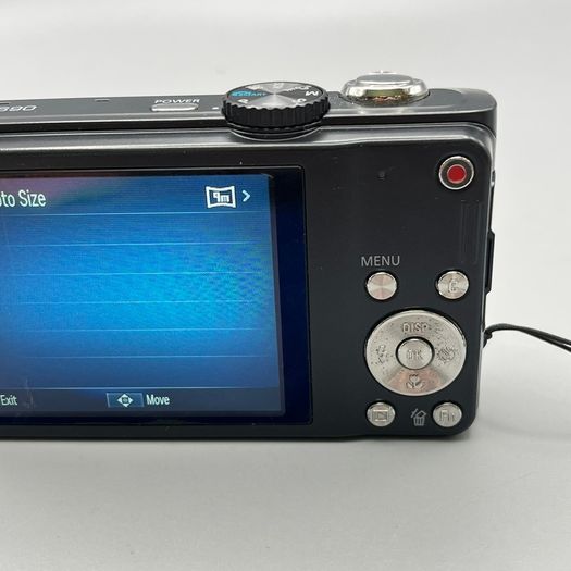 Samsung WB690 Digital Camera with Battery and SD Card