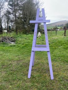 Artist's easel