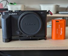 Panasonic Lumix S9