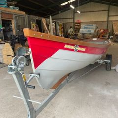19Ft McAlinden Boat