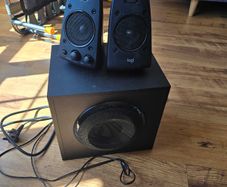 speaker with subwoofer