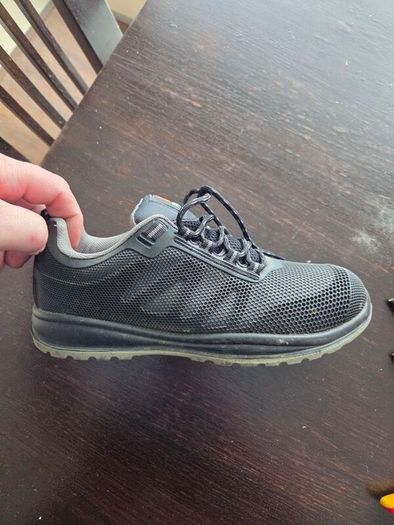 Steel toe work boots