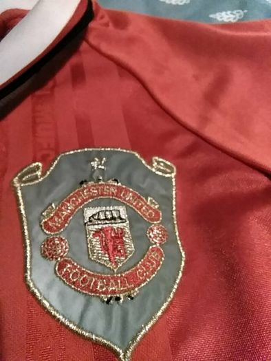 Retro Manchester United jersey
