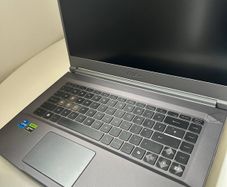 Gaming Laptop MSI Thin 15 B13VE