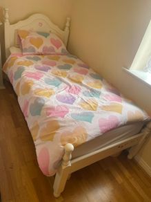 childs bed