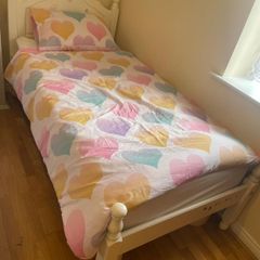 childs bed