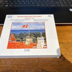 Danske Klassiske Favoritte - Volume 1 & 2