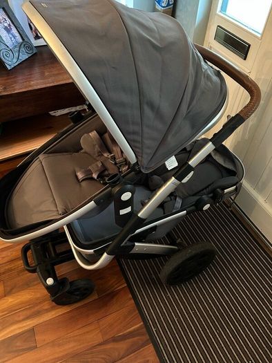 Baby premium bundle(2 strollers,travel cot,rails)