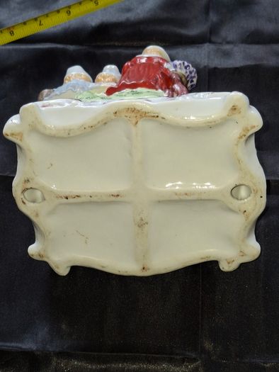 Beautiful Old Yardley English Lavender Porcelain Soap Dish featuring figures of a woman, children, and a dog