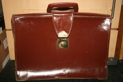 Vintage  Doctors Bag | Original 1960s Vintage Rich Tan Doctor's Bag/Briefcase,  Bag L-16,4" H-11,3"