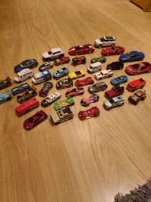 cars (HotWheels and others)
