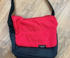 Uppababy Changing Bag in Denny Red