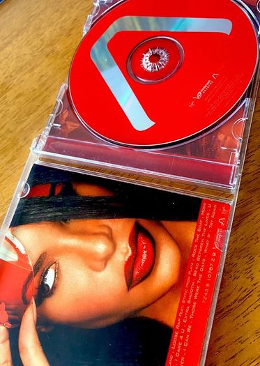 Aaliyah CD Album