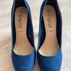 Blue Suede Shoes