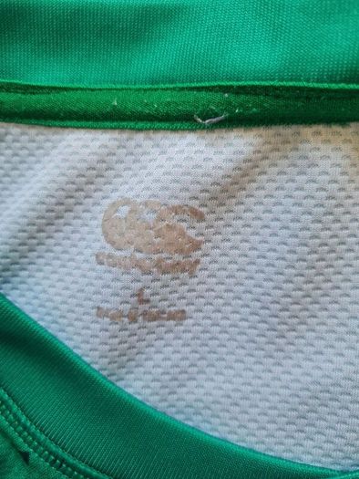 2018-20 Canterbury ireland rugby shirt Size large in good condition