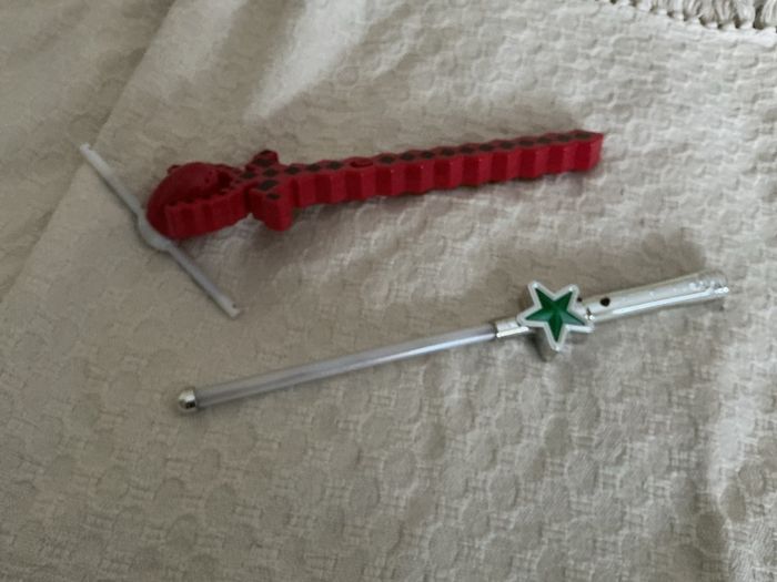 Twirler toys