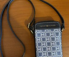 Tommy Hilfiger crossbody bag