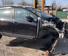 2015 Peugeot 2008 automatic 1.2petrol