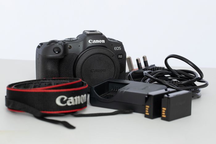 Canon EOS R8 Full Frame Mirrorless Camera