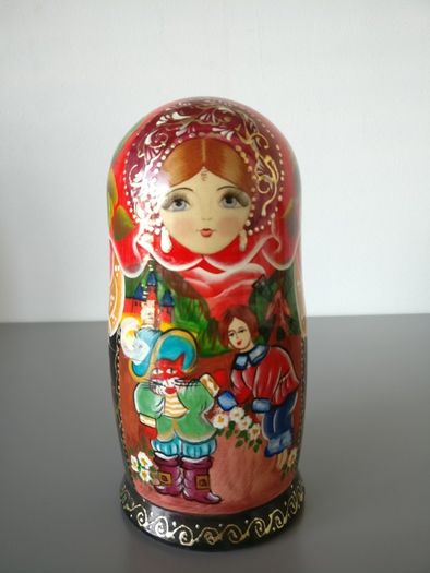 Set of 5 Russian Matryoshka Dolls featuring Puss in Boots