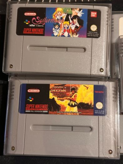 Super Nintendo retro console + games Mario