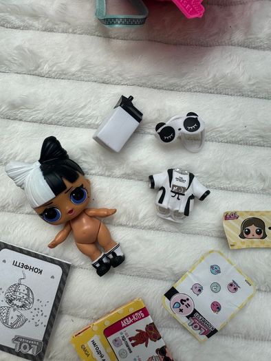 LOL L.O.L. Surprise Doll Series 3 Confetti Pop MGA Snuggle Babe new Opened box Please look at the pictures