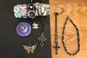 Assorted metal Jewellery