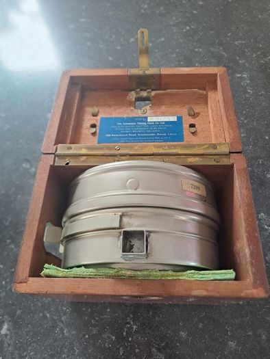 pigeon racing clock