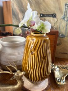 Vintage Celtic Kilrush Vase Wavy Bark Pattern Mustard Glaze 6 inch