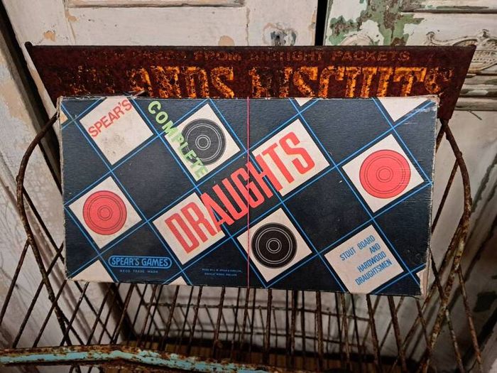 Vintage Draaughts Board Game