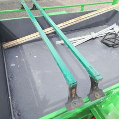 2 roof bars
