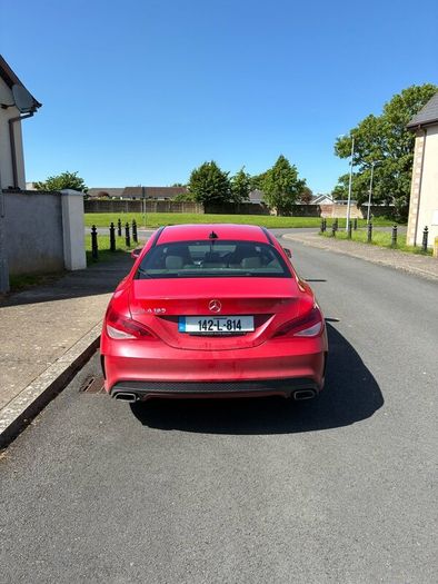 Mercedes Benz CLA-180