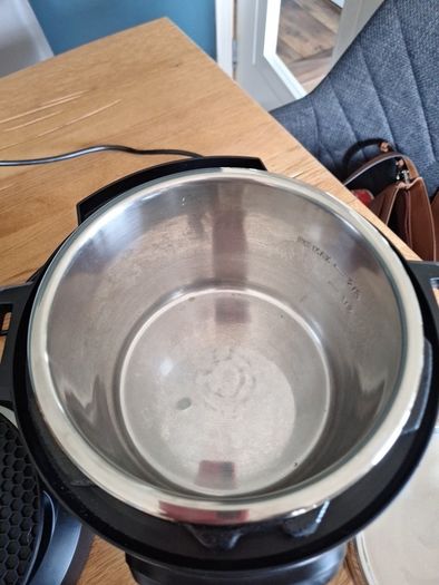 Instant Pot Pressure Cooker