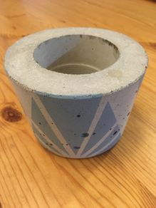 Ail + El Small Concrete Planter