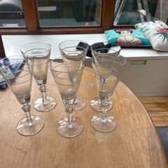 Red Wine Glasses