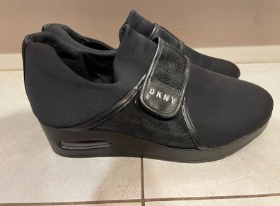 DKNY Black Raina Slip On Wedge Sneakers women's shoes size 39
