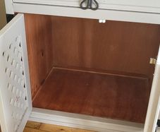 2 Bedside lockers