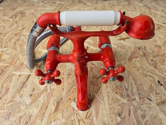 Vintage Retro Red Bath Shower Mixer Tap  Telephone Style