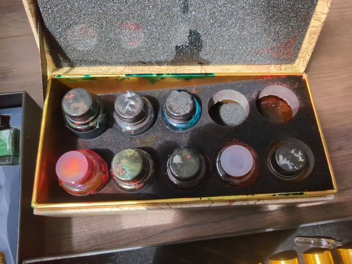calligraphy pens