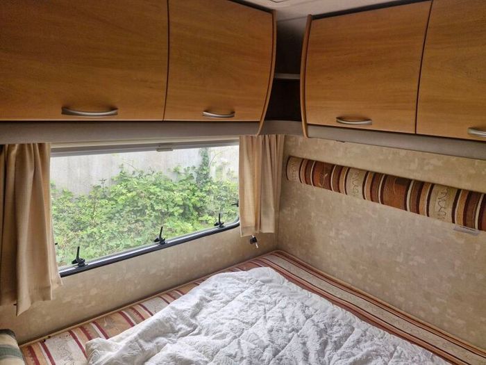 Swift Caravan