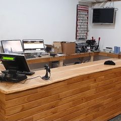 Oak Counter