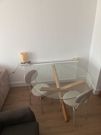 Round glass dining table
