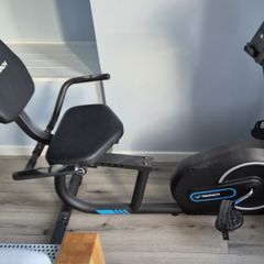 Merach Recumbent Exercise Bike - Magnetic, 8 Levels