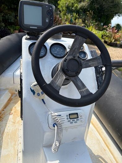 5.2M rib 90hp Johnson