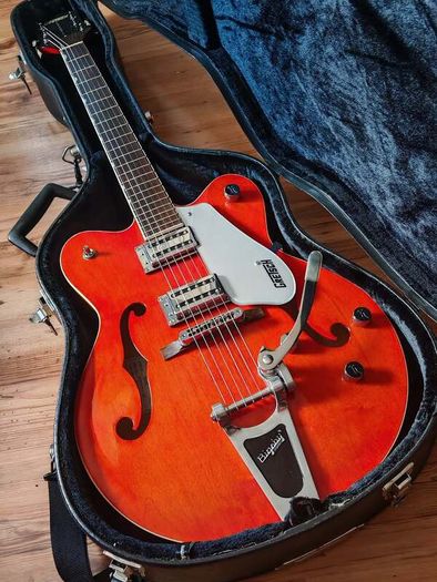 Gretsch 5122T Hollow Body guitar + Hard Case (Delivery available)