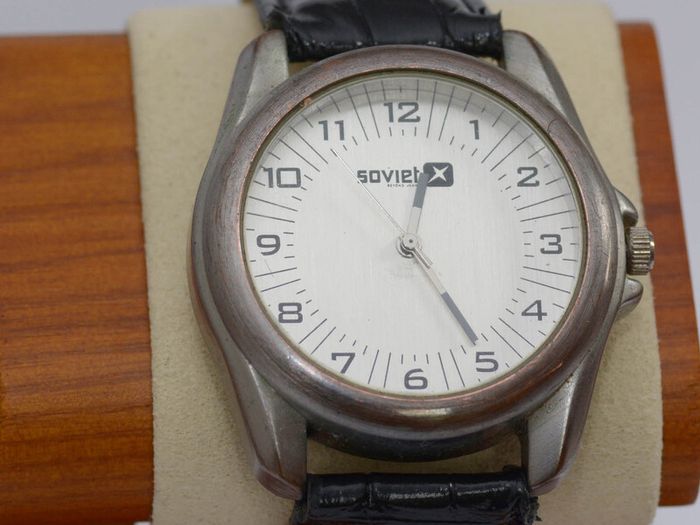 Vintage Gents Soviet Quartz Watch