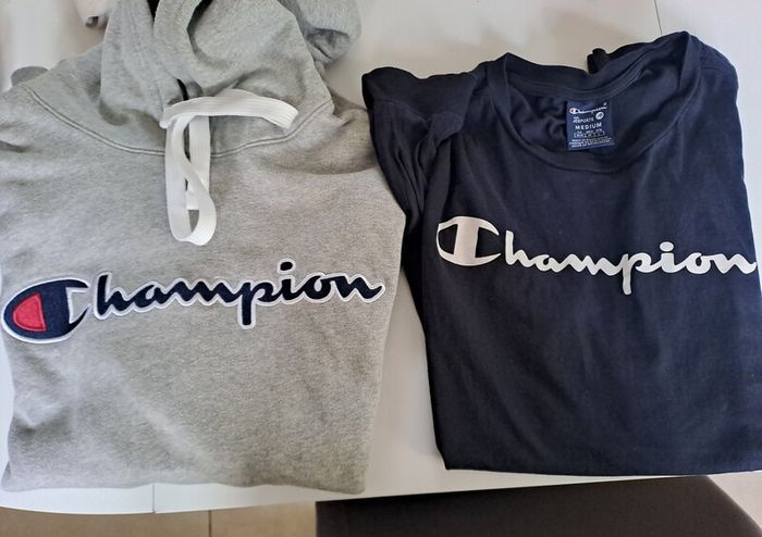 Champion Hoodie (L) and Sweatshirt (M) - Excellent Condition