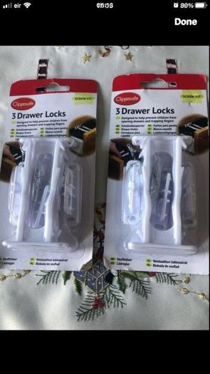 set of two drawers locks