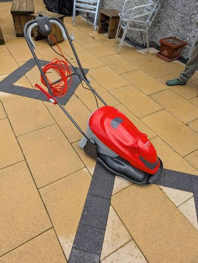 Flymo easiGlide 360v lawn mower