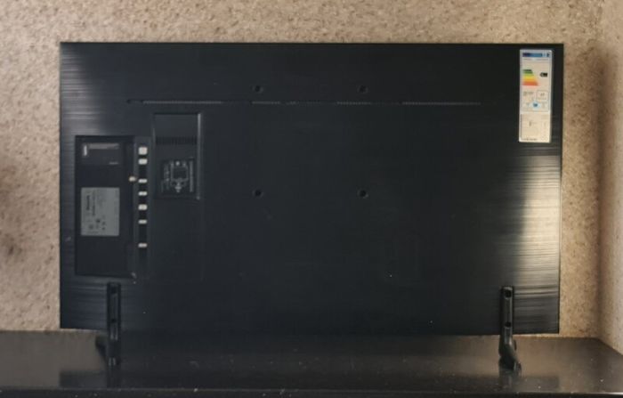 Samsung 43 4K UHD Smart TV  Like New, Perfect Working Order